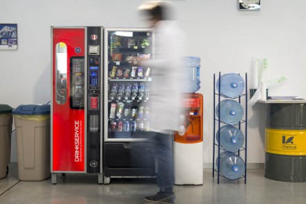 Dispenser acqua di sorgente in boccione (3)